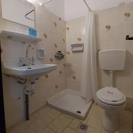 Szálloda Victoria 2*